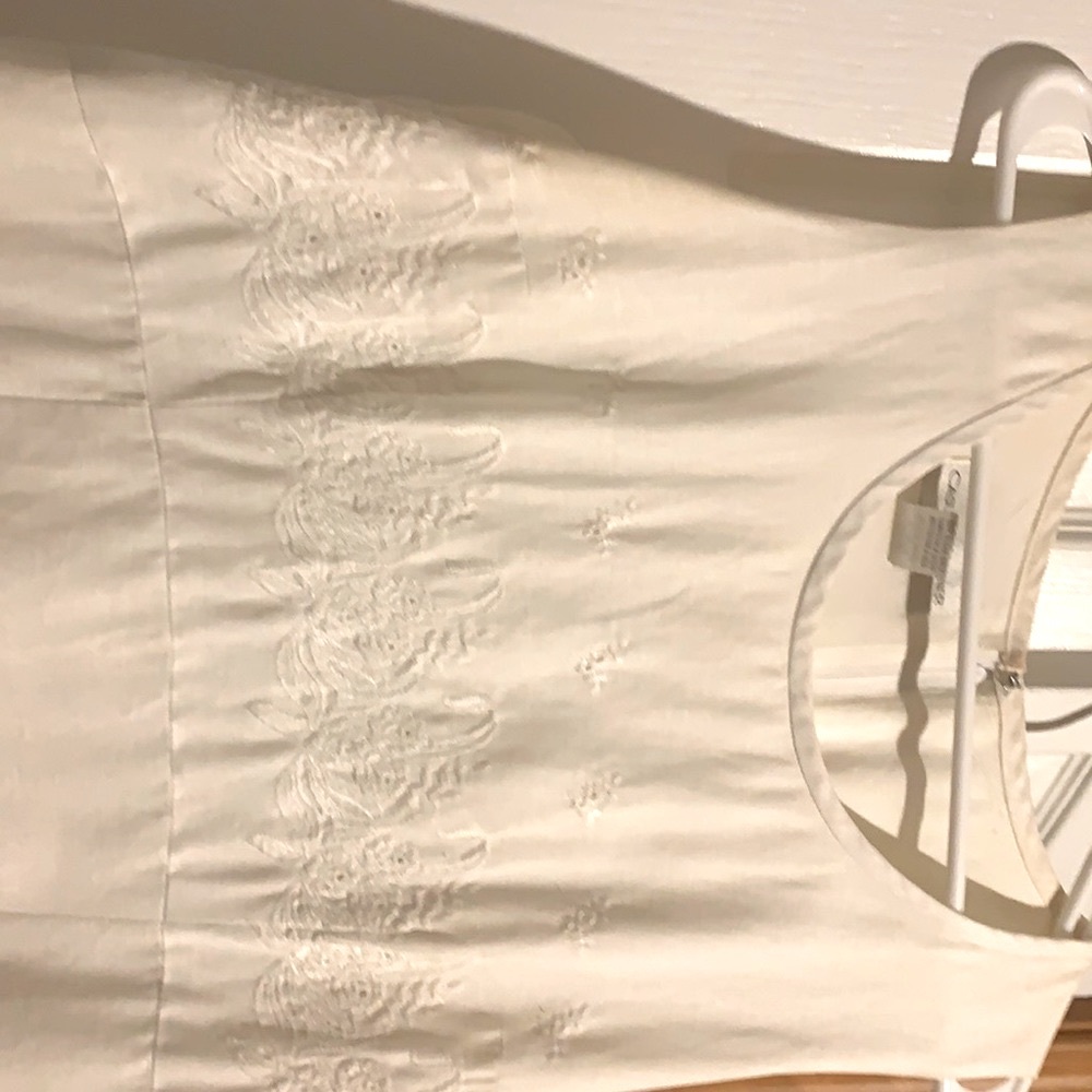 Vintage Casual corner white embroidered linen